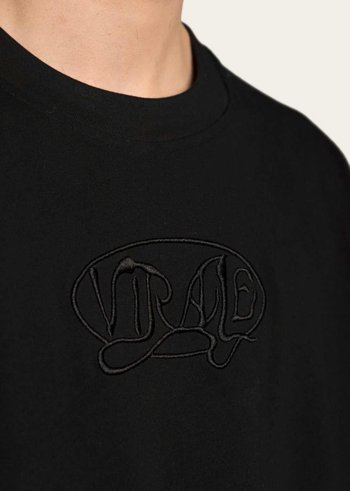 NOBODY CARES TEE BLACK