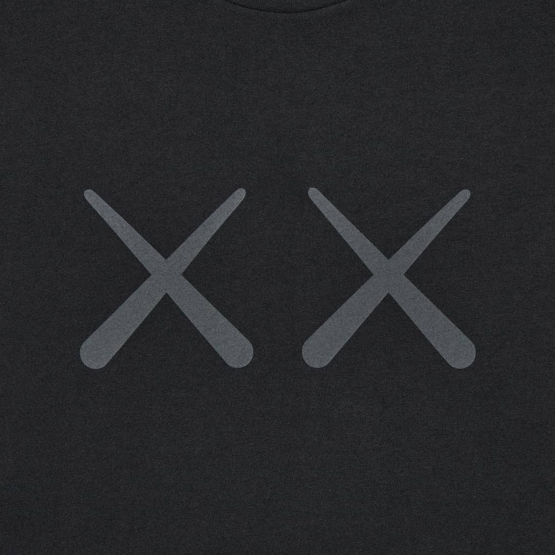 T-shirt Stampa UT KAWS + Warhol