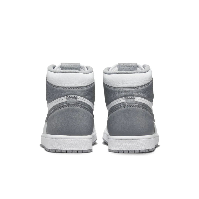 Air Jordan 1 Retro High OG Stealth