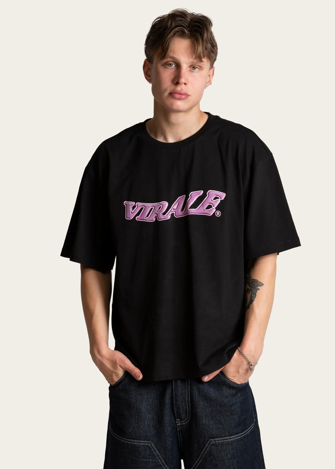 WORST MONEY SAVER TEE BLACK
