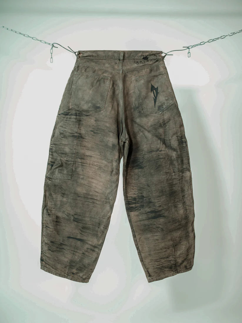 Scar pants sail