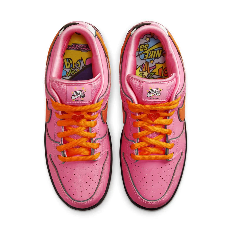 NIKE SB DUNK LOW X THE POWERPUFF GIRLS BLOSSOM