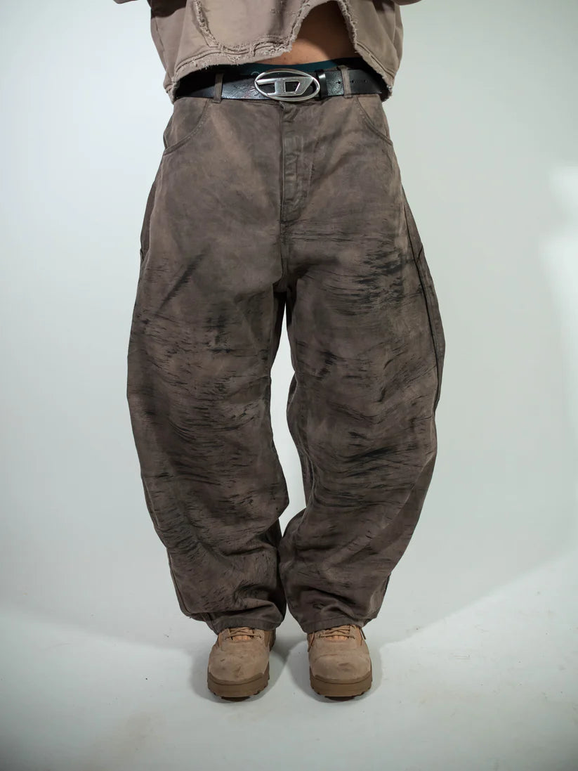 Scar pants sail